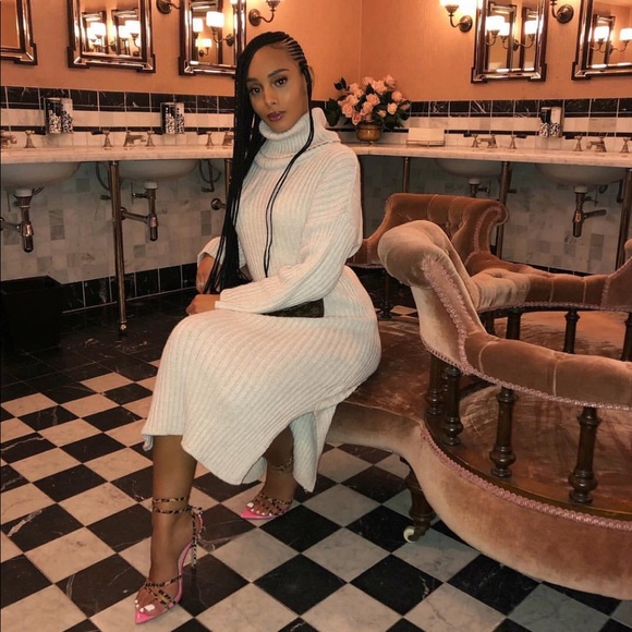 *Last One* Cozy Chunky Knit Dress - Picture 2 of 5